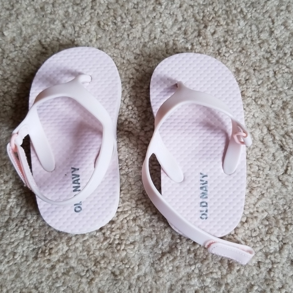Old Navy sandals pink